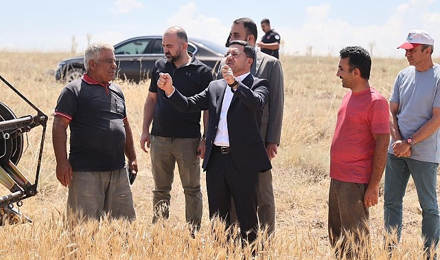 Nevşehir Belediyesi ilk buğday hasadını kendi topraklarından gerçekleştirdi – GÜNDEM