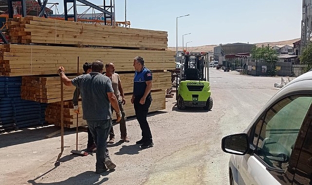 Kahramankazan Belediyesi Zabıta Müdürlüğü ekipleri ilçede daha düzenli ve güvenli bir ortamın sağlanması için yoğun çaba harcıyor. – GÜNDEM