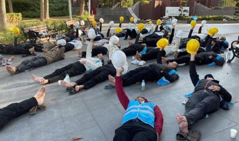 Fernas işçilerinin işverenle buluşması Soma’da başladı – Son Dakika Ekonomi->Çalışma Hayatı Haberleri