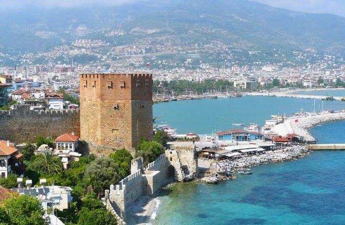 Alanya’da Lüks Tatil Deneyimi – Beş Yıldızlı Konaklama Rehberi
