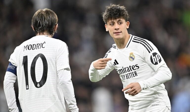 Real Madrid’de Ayrılma Rüzgarı: Listede 5 isim duyurdular! – Son Dakika Spor Haberleri