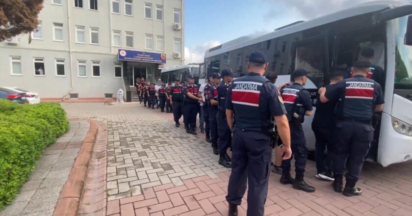 İstanbul’da düzenlenen suç örgütü için operasyon: 21 tutuklama