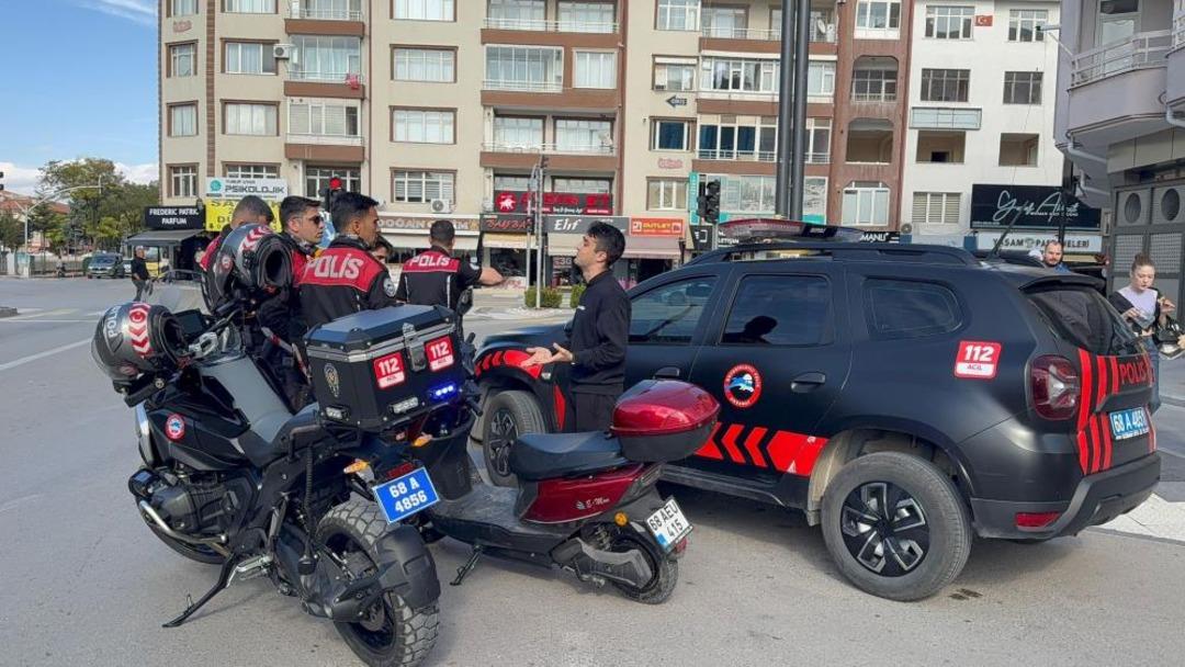 Motosikletini arkadaşına ehliyetsiz verdi 