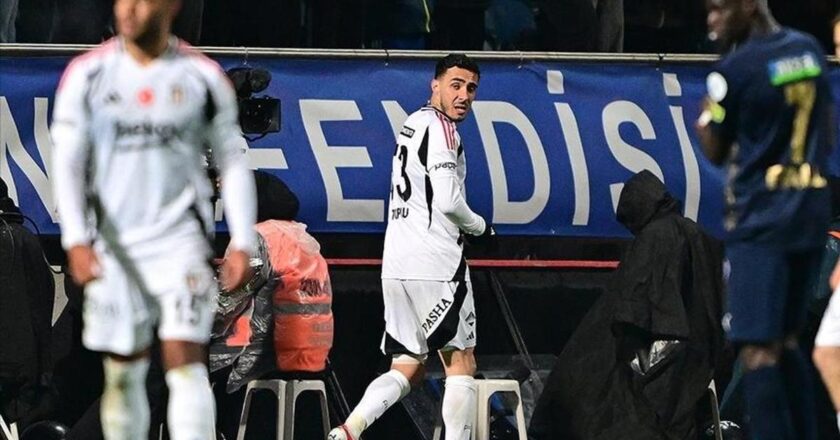 Milli takımda şok sakatlık! Emirhan Topçu takımdan çıkarıldı