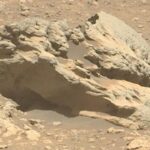 NASA, Mars’ta oraya ait olmayan bir kaya keşfetti